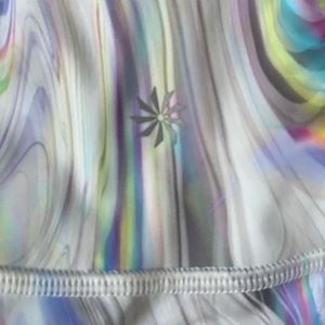 Rainbow 🌈  cropped yoga pants! NEW WITHOUT TAGS!